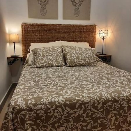 Coqueto Apartamento En Triana Sevilla Bagian luar foto